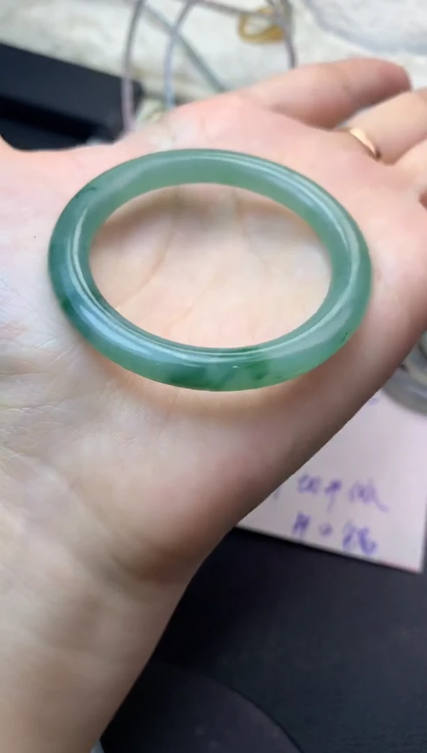 未镶嵌定制翡翠毛货
