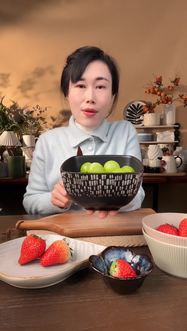 【闪购商品】瓷片6英寸做旧豹纹方碗微瑕