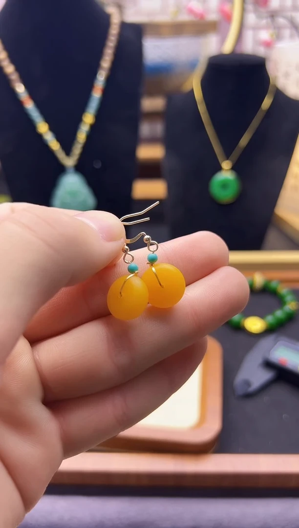 【闪购商品】蜜蜡手链14K金镶嵌E82