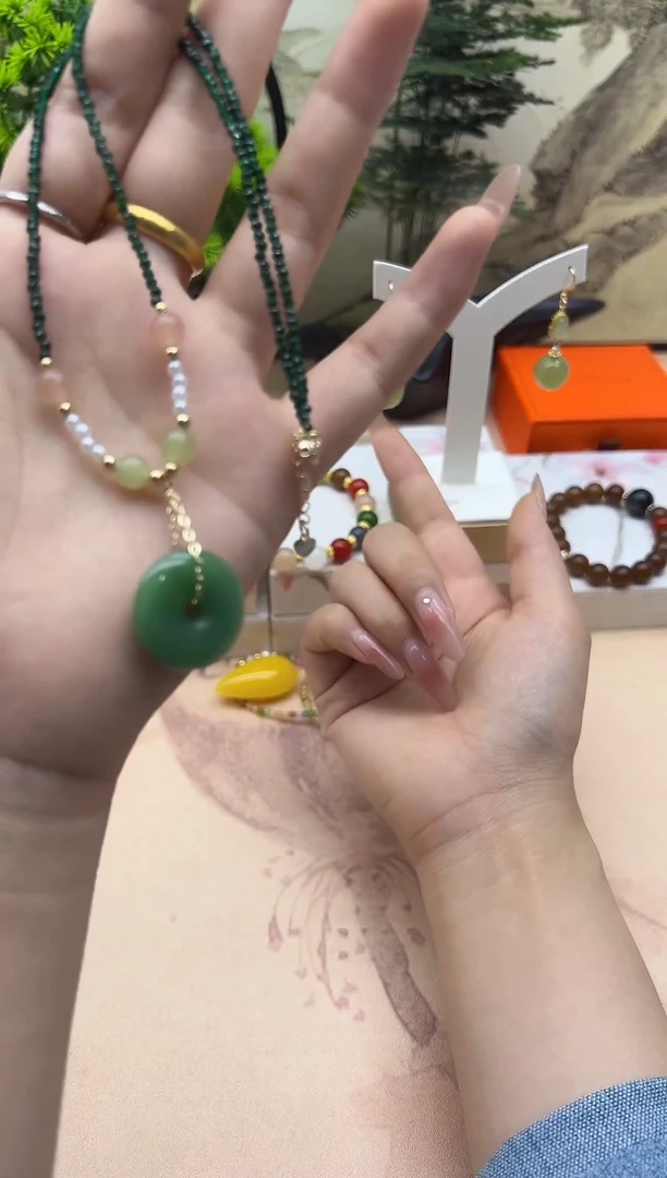 颈饰未镶嵌翡翠107
