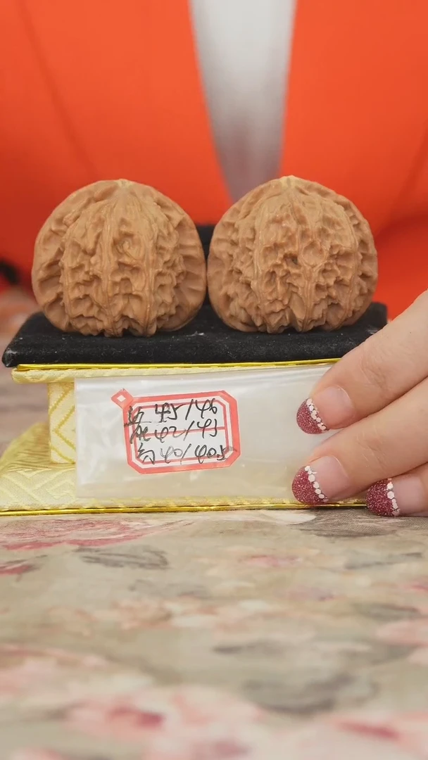 把件文玩核桃白狮子有修