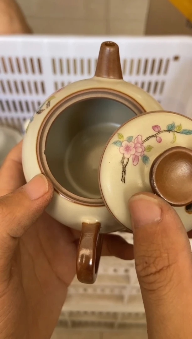 杯里面有磕碰的介意勿拍