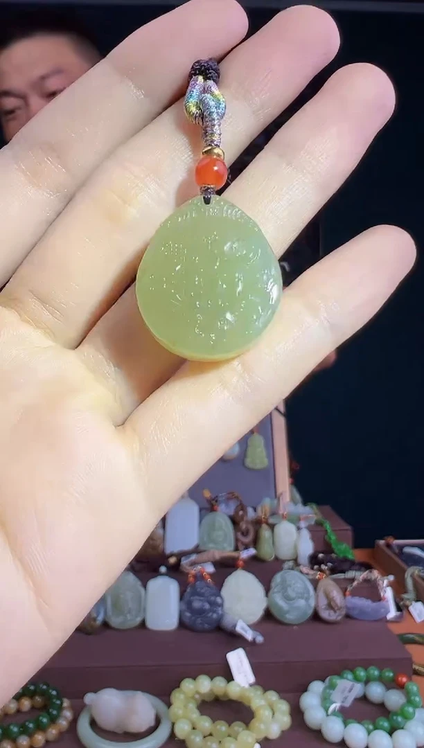 和田玉未镶嵌颈饰多样性发货 拍一单发一个