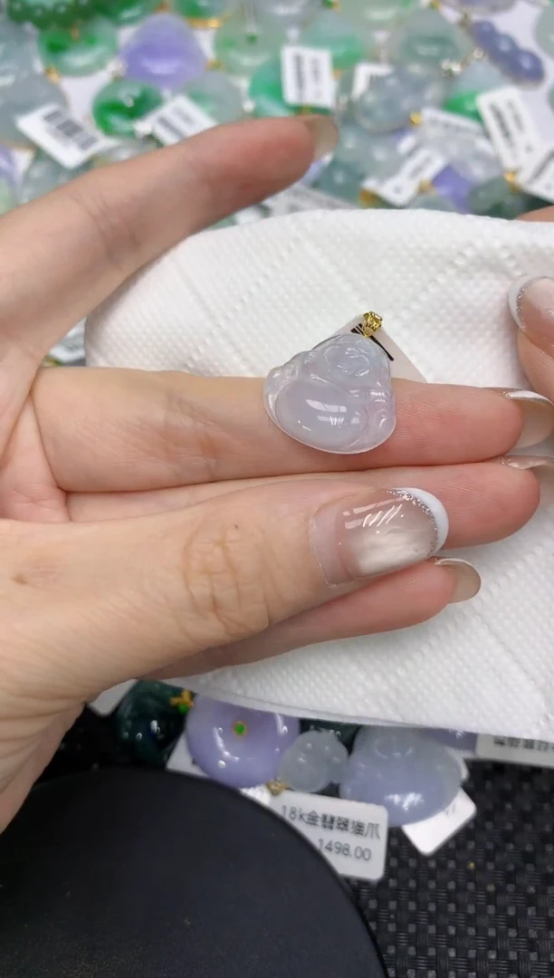 颈饰18K金镶嵌翡翠111111