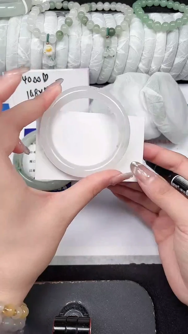 未镶嵌手镯石英质玉283-51/52