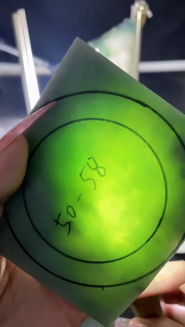 未镶嵌翡翠定制翡翠萌**女翡翠