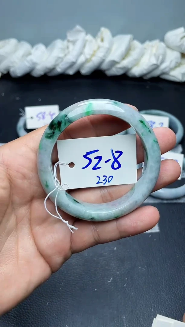 未镶嵌手镯翡翠230