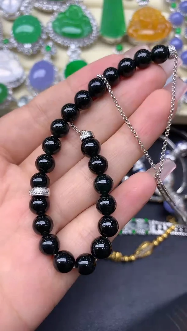 颈饰18K金镶嵌翡翠250-雪姐翡翠天天见