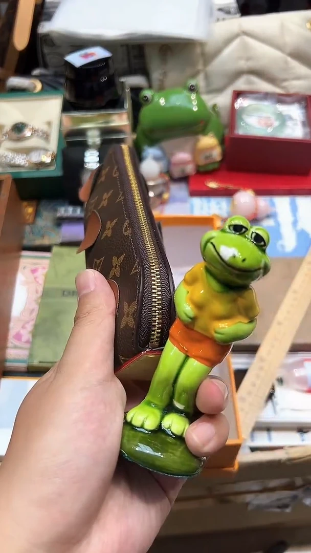 .全球寻宝高端瓷儿