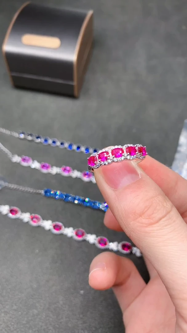 【闪购商品】红宝石戒指银S925镶嵌........