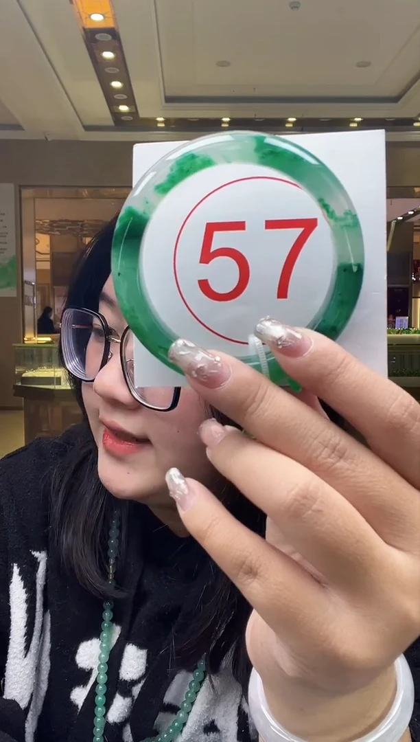 未镶嵌手镯石英质玉24