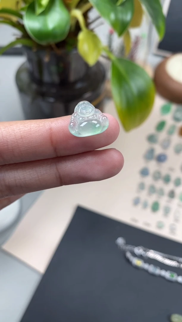 【闪购商品】翡翠颈饰未镶嵌翡翠冰种佛公