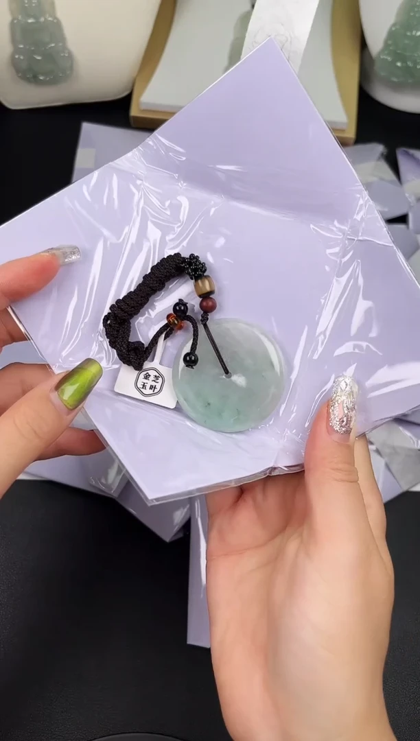 颈饰未镶嵌翡翠孤品-25