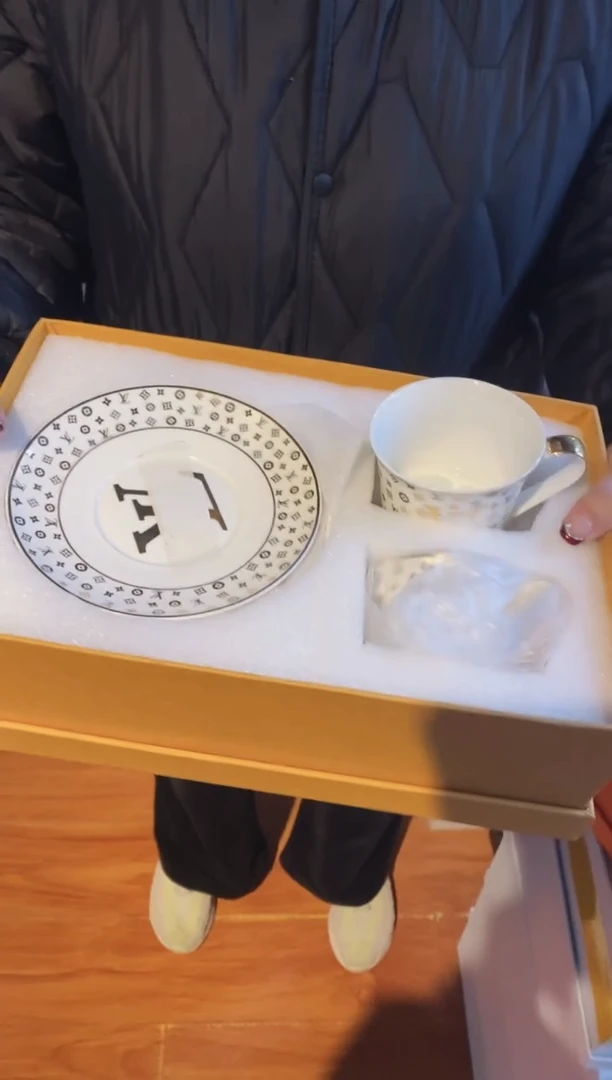 【闪购商品】杯全场正品，京东包邮