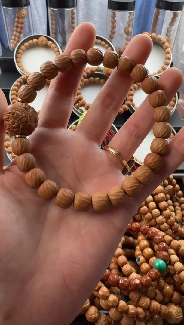 手串猴头核桃天河送单颗雕刻返油