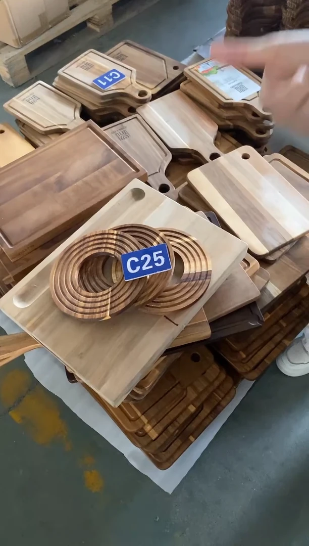 木闪购2025/10/1 C25