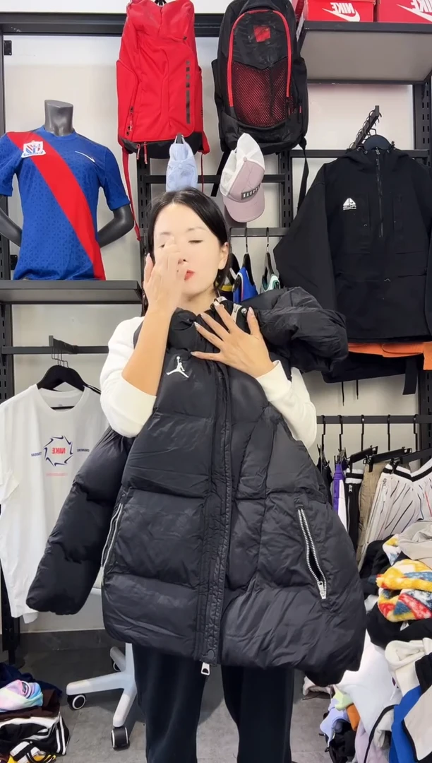 760 ·编码 瑕疵款直播间过款为准 尺码·M