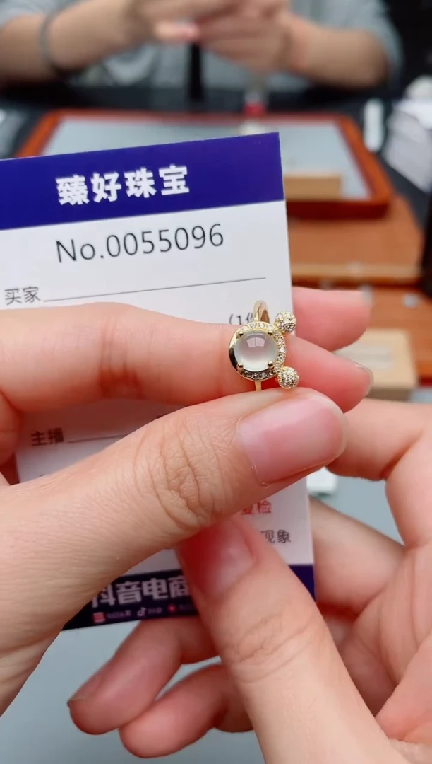 翡翠戒指银S925镶嵌........