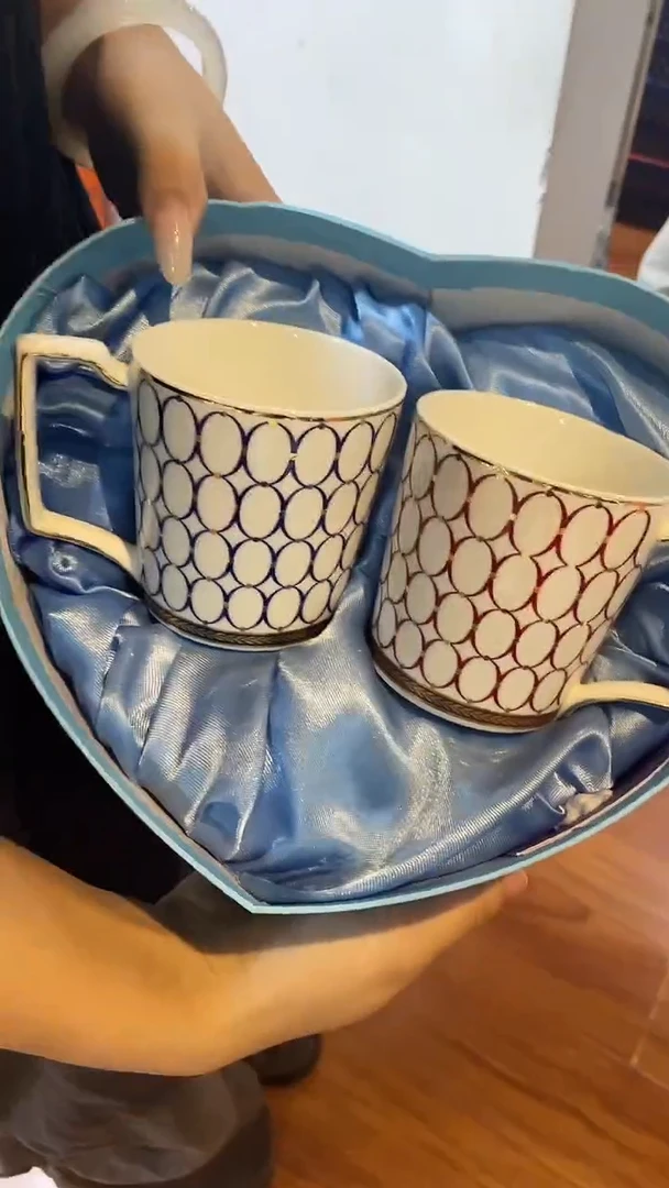 杯鸿辉家品牌瓷器，京东包邮！
