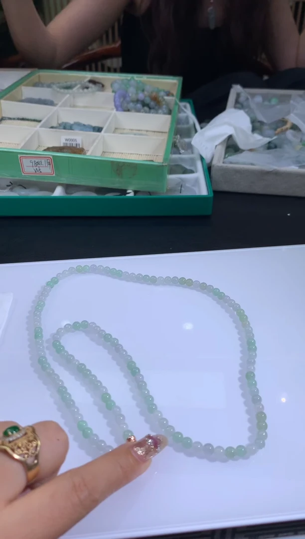 未镶嵌定制翡翠悦****所翡翠