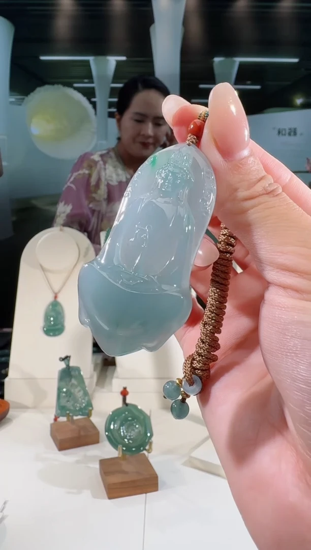 翡翠未镶嵌吊坠(不含链)观音多样性发一