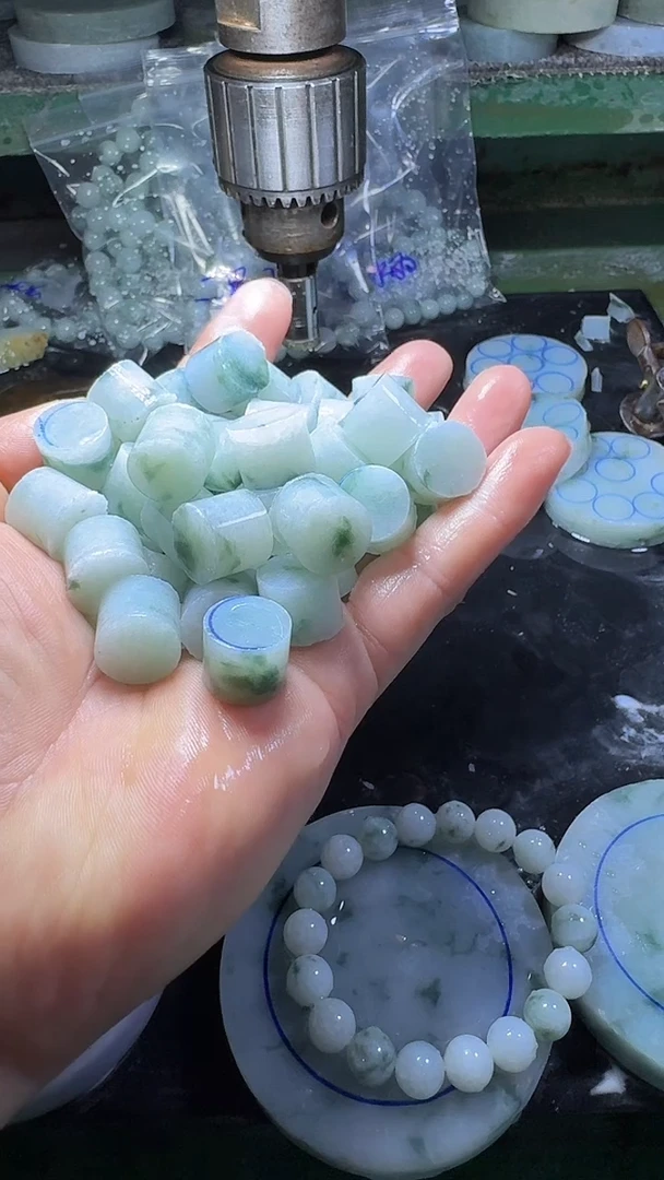 未镶嵌定制翡翠飘花手链12+多样性发一件