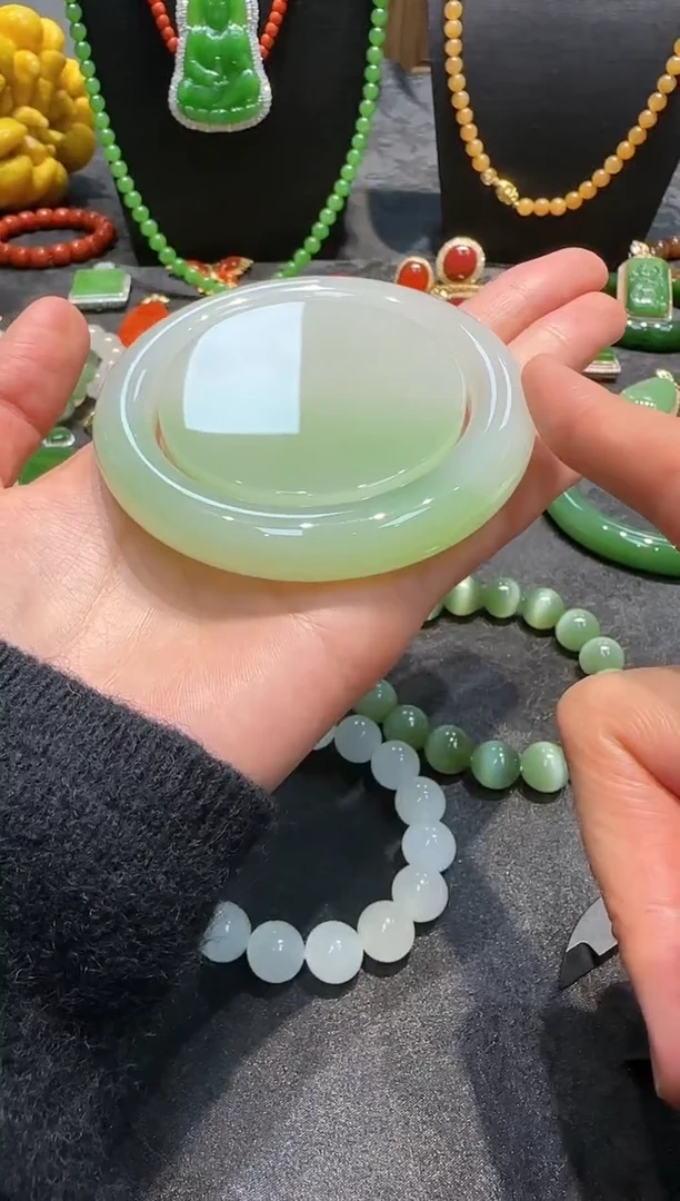 未镶嵌手镯和田玉57.58