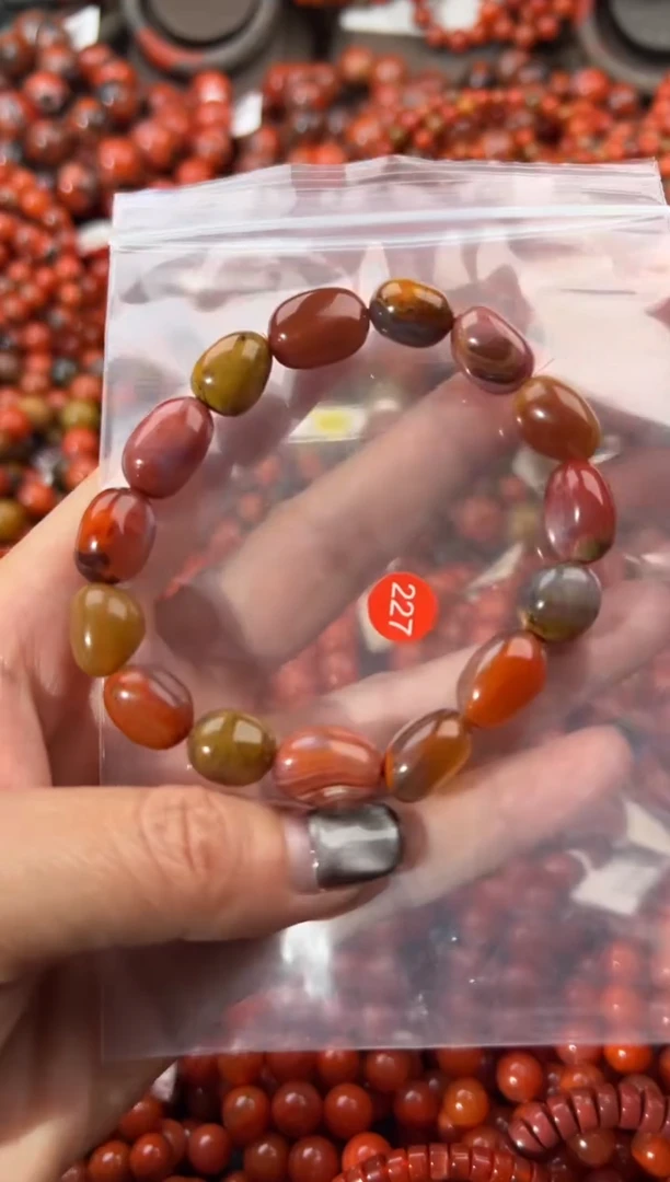 未镶嵌手串南红玛瑙9+