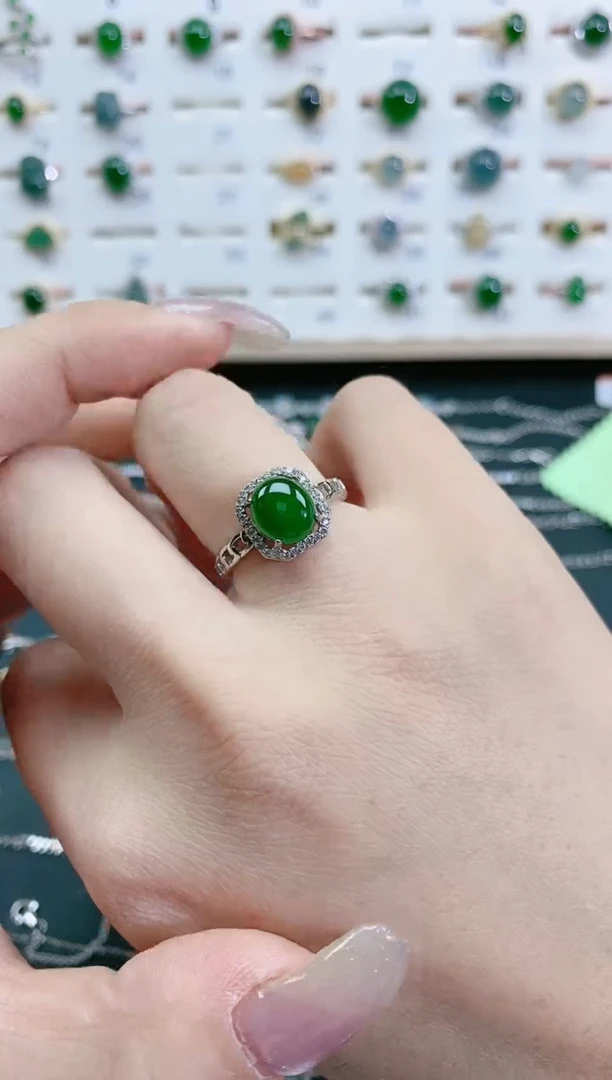 翡翠戒指银S925镶嵌天然翡翠