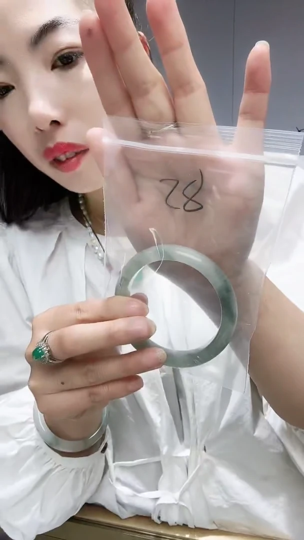 石英质玉手镯未镶嵌天山翠59-61圈口