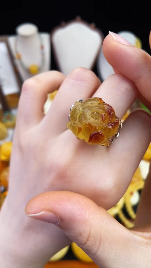 琥珀未镶嵌珠宝奇石柒月