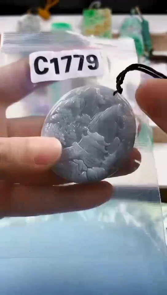 翡翠未镶嵌颈饰天然翡翠吊坠挂件