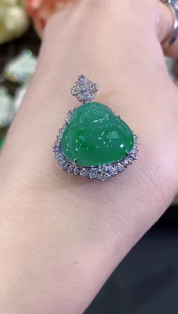 吊坠(不含链)18K金镶嵌翡翠B175