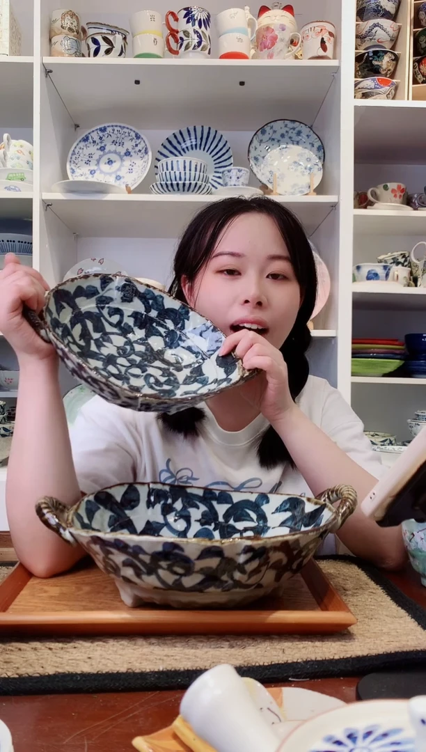 陶瓷章鱼唐草中号双耳钵
