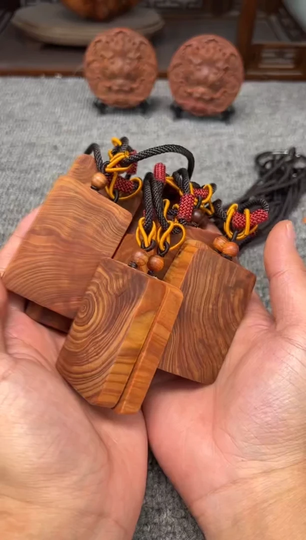 柏木（崖柏）461平安无事牌 到手一个