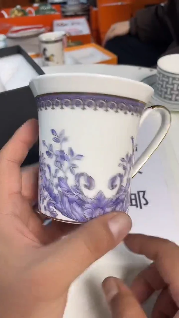杯鸿辉家品牌瓷器，京东包邮！