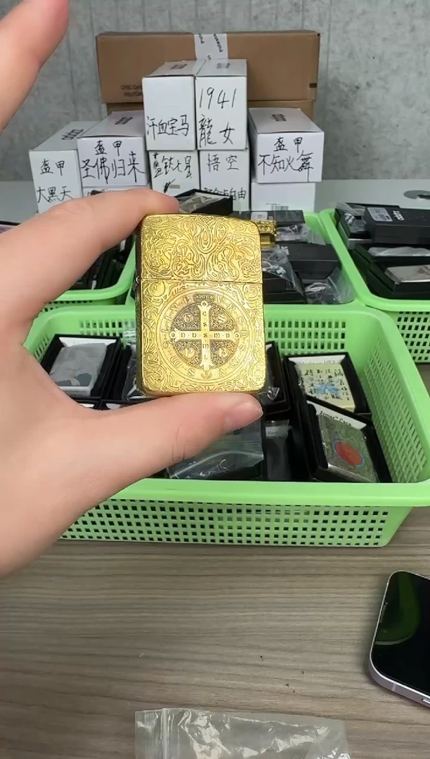 铜1941复刻康斯坦丁金色