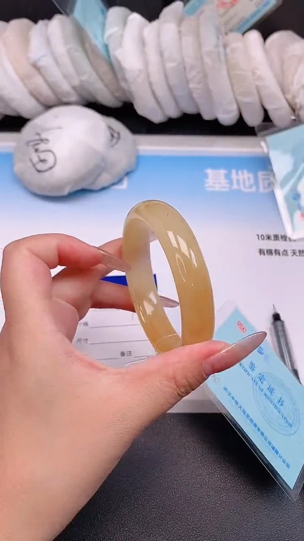 未镶嵌手镯石英质玉18T127-59