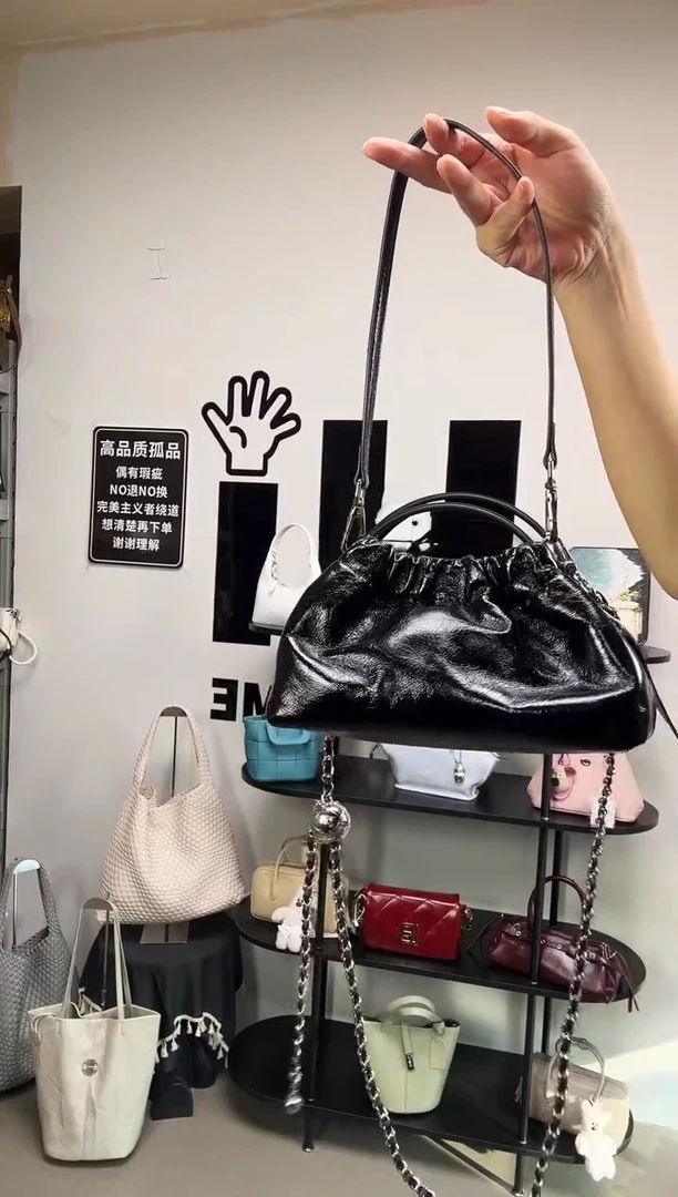 小牛皮（革）彩汐轻奢女包编号：77