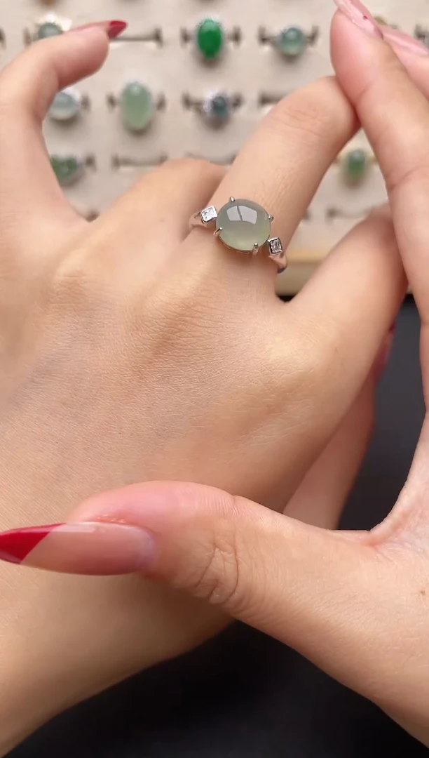 【闪购商品】翡翠戒指银S925镶嵌一物一证一礼盒