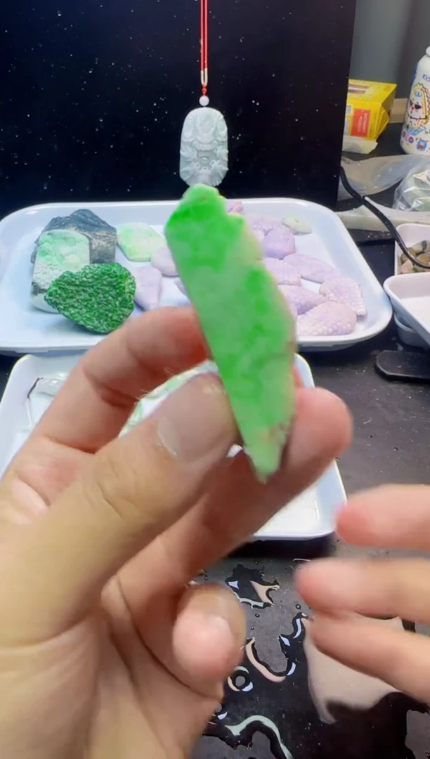 颈饰未镶嵌翡翠024天然A货翡翠