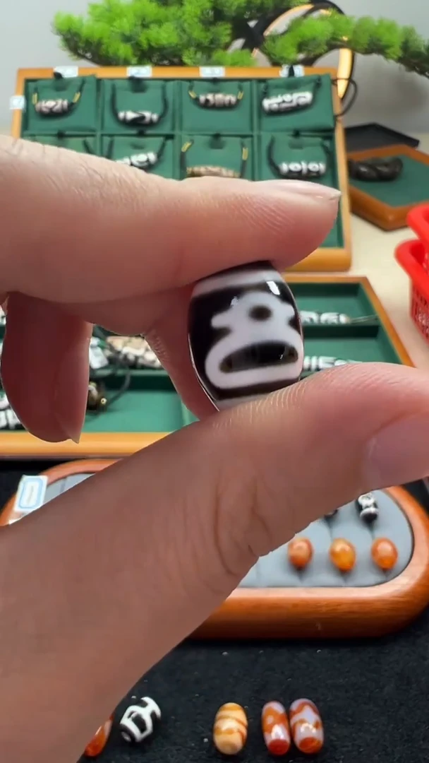 玛瑙/玉髓（覆膜）颈饰未镶嵌69（微瑕随机发货）