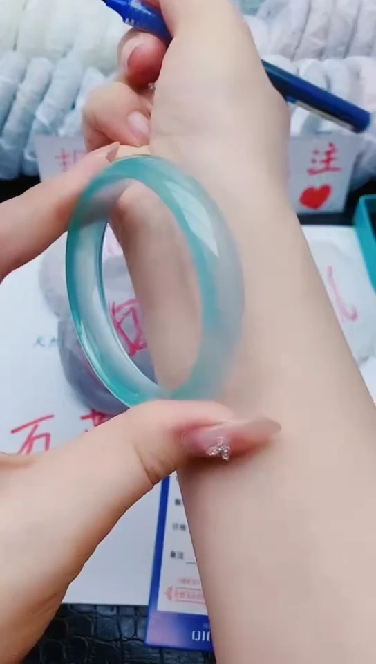 未镶嵌手镯石英质玉x143+58-59-60