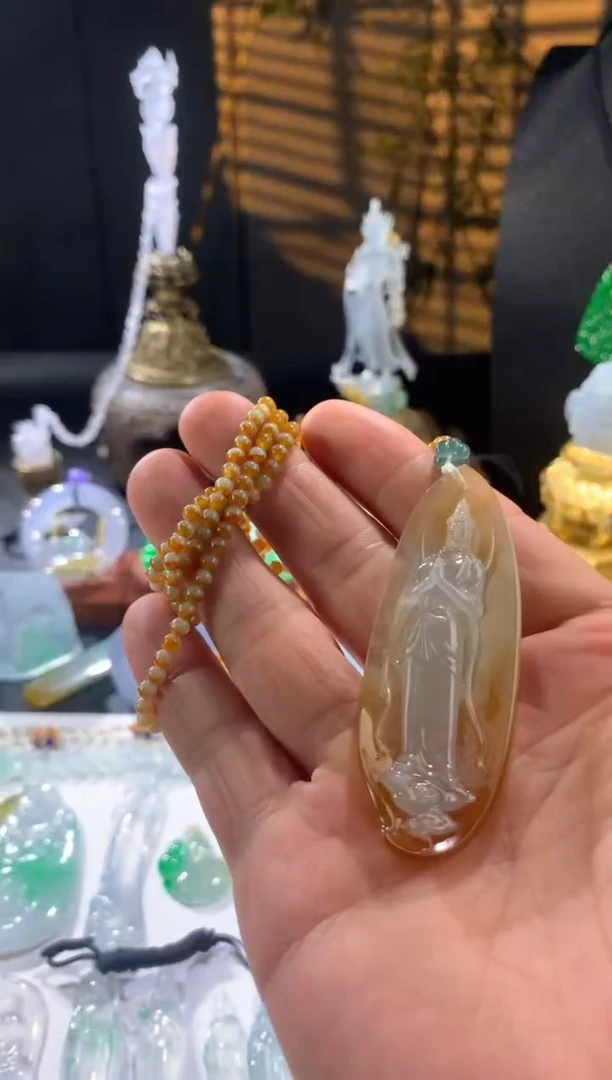 吊坠(不含链)未镶嵌翡翠天然翡翠吊坠