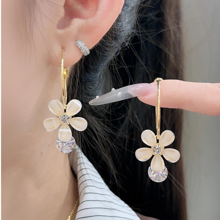 铜合金合成锆石耳饰 耳圈带耳环女新款潮大圈耳坠长款耳扣耳饰