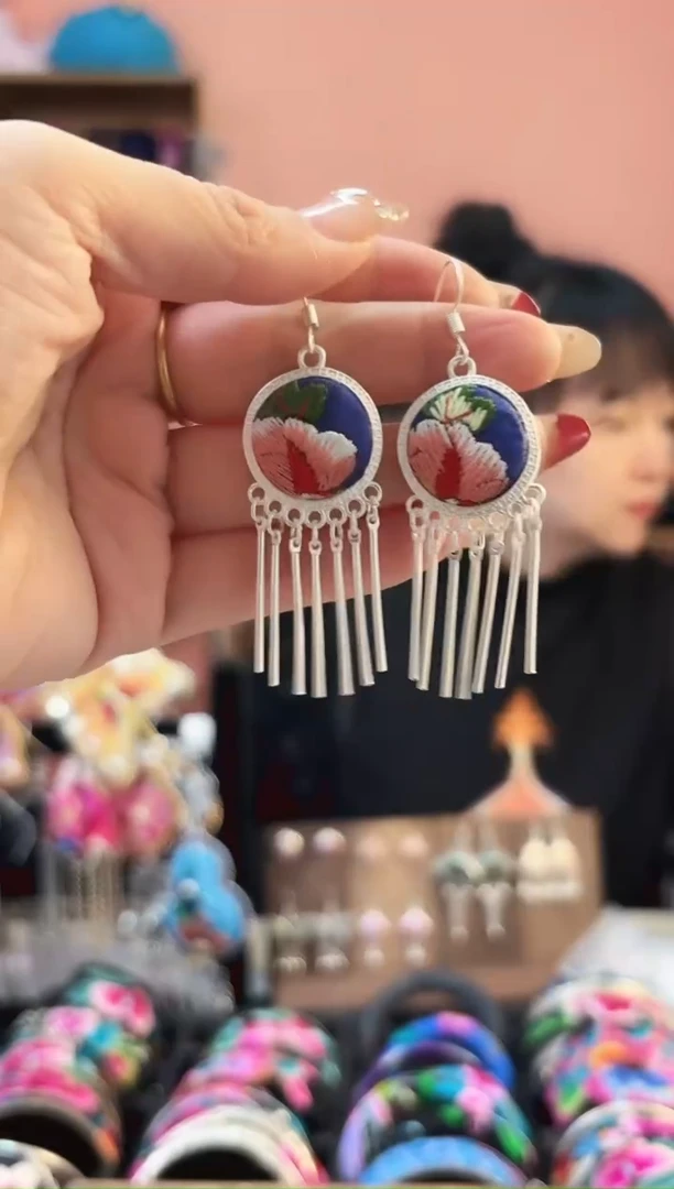 织绣艺枝独绣手工饰品027