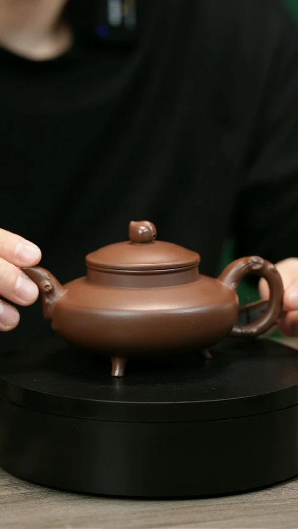 茶壶紫砂抹*H1746周卓琴寿桃炉鼎