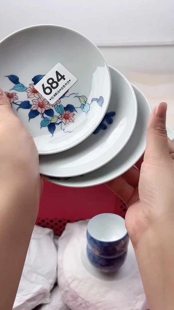 瓷片伴**度684，，，，，，，，