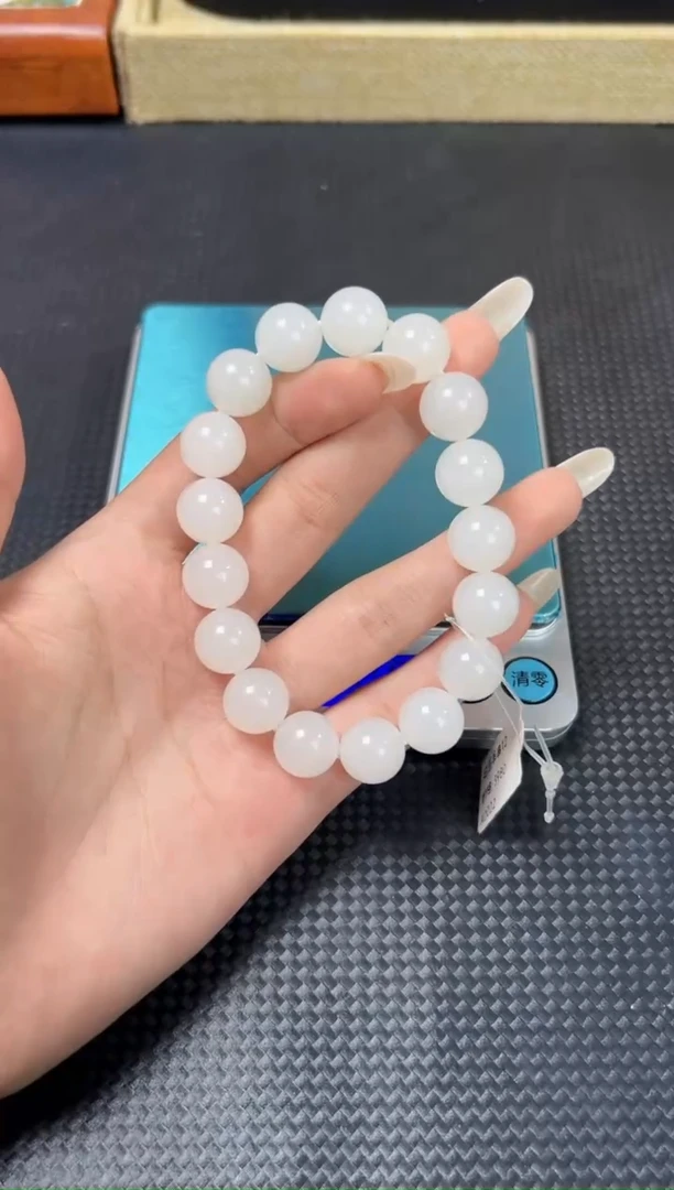 未镶嵌手串和田玉3980