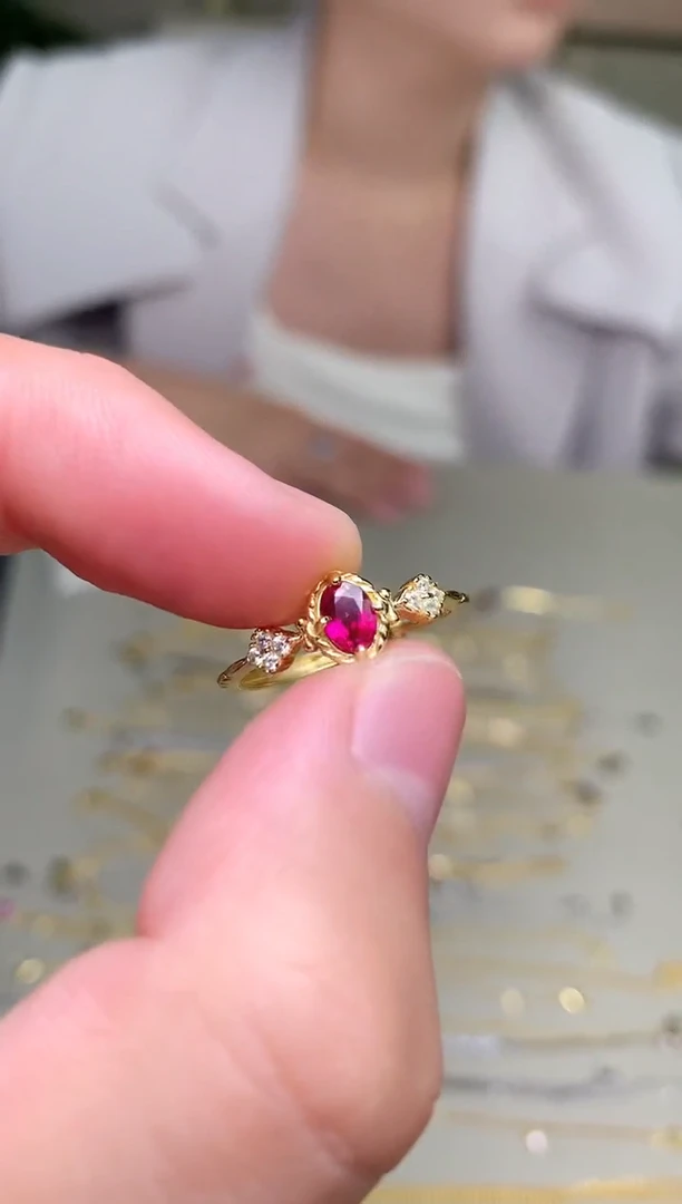 银S925镶嵌戒指红宝石戒指